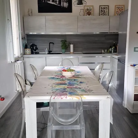 Casa de Férias Su 3 Piani Con Giardino *