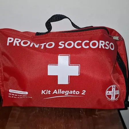 Su 3 Piani Con Giardino *