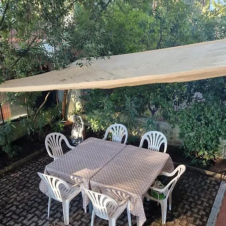 Casa de Férias Su 3 Piani Con Giardino
