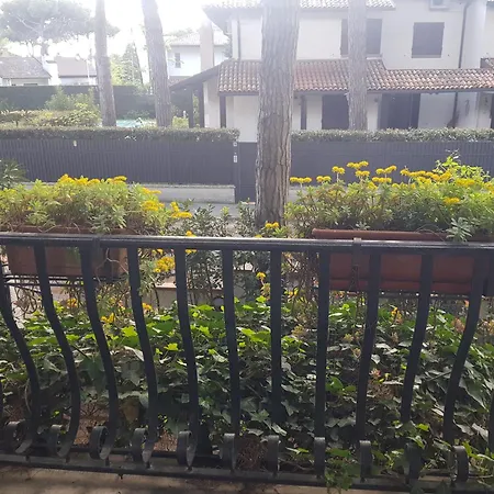 Su 3 Piani Con Giardino Сasa de vacaciones Lido di Spina