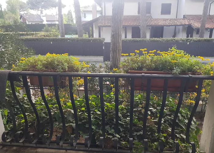 Su 3 Piani Con Giardino * Lido di Spina