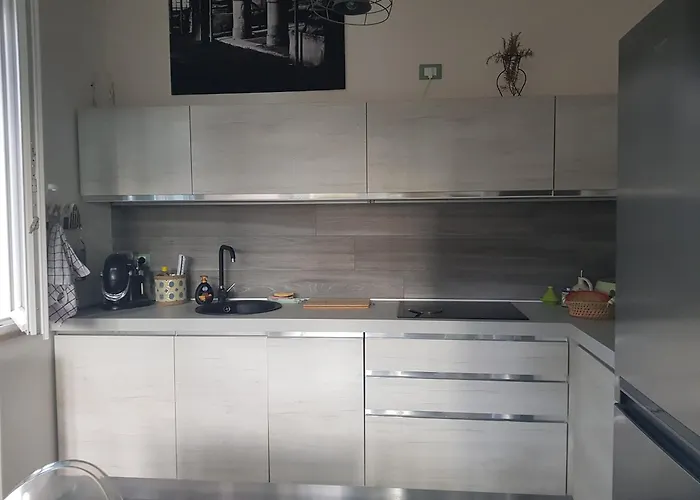 Vakantiehuis Su 3 Piani Con Giardino *