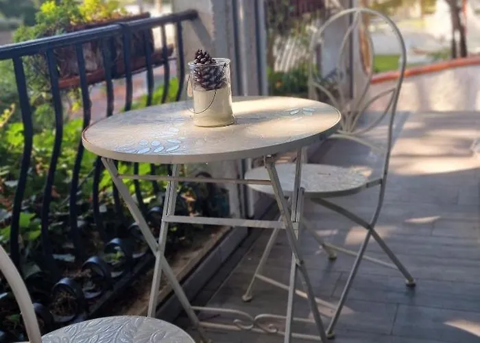 Vakantiehuis Su 3 Piani Con Giardino