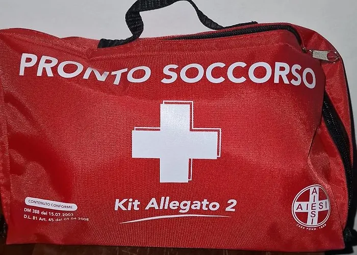 Su 3 Piani Con Giardino *